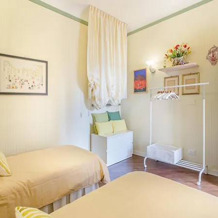 Penthouse With Panoramic Terrace In * Lucca