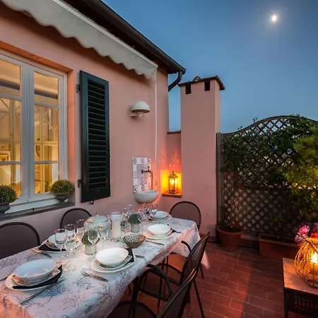 Apartamento Penthouse With Panoramic Terrace In Lucca