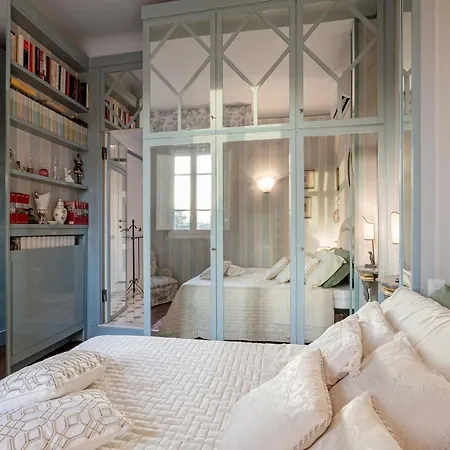 Penthouse With Panoramic Terrace In * Lucca
